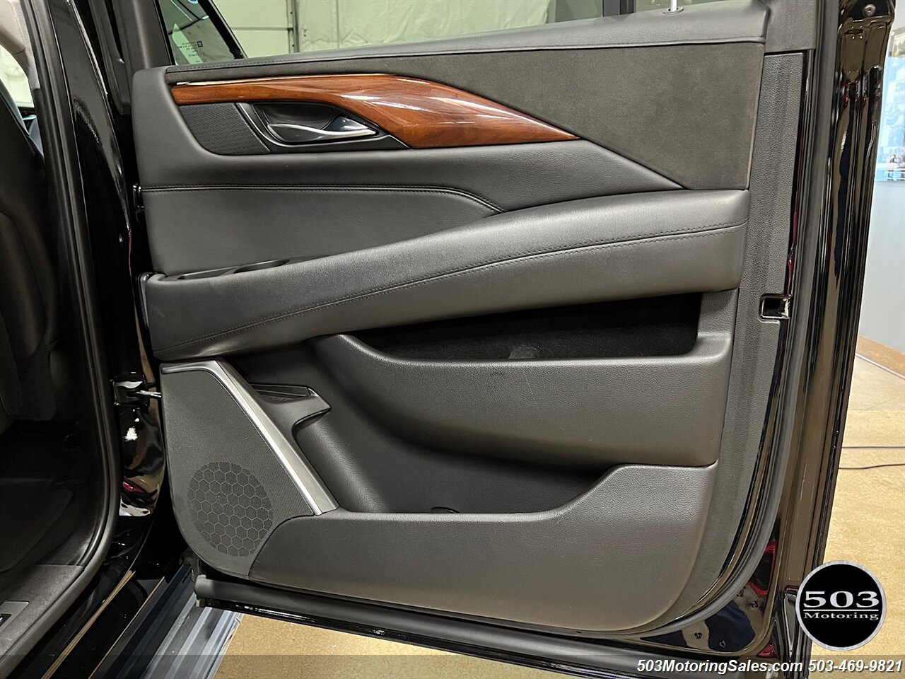 2019 Cadillac Escalade ESV Luxury   - Photo 86 - Beaverton, OR 97005