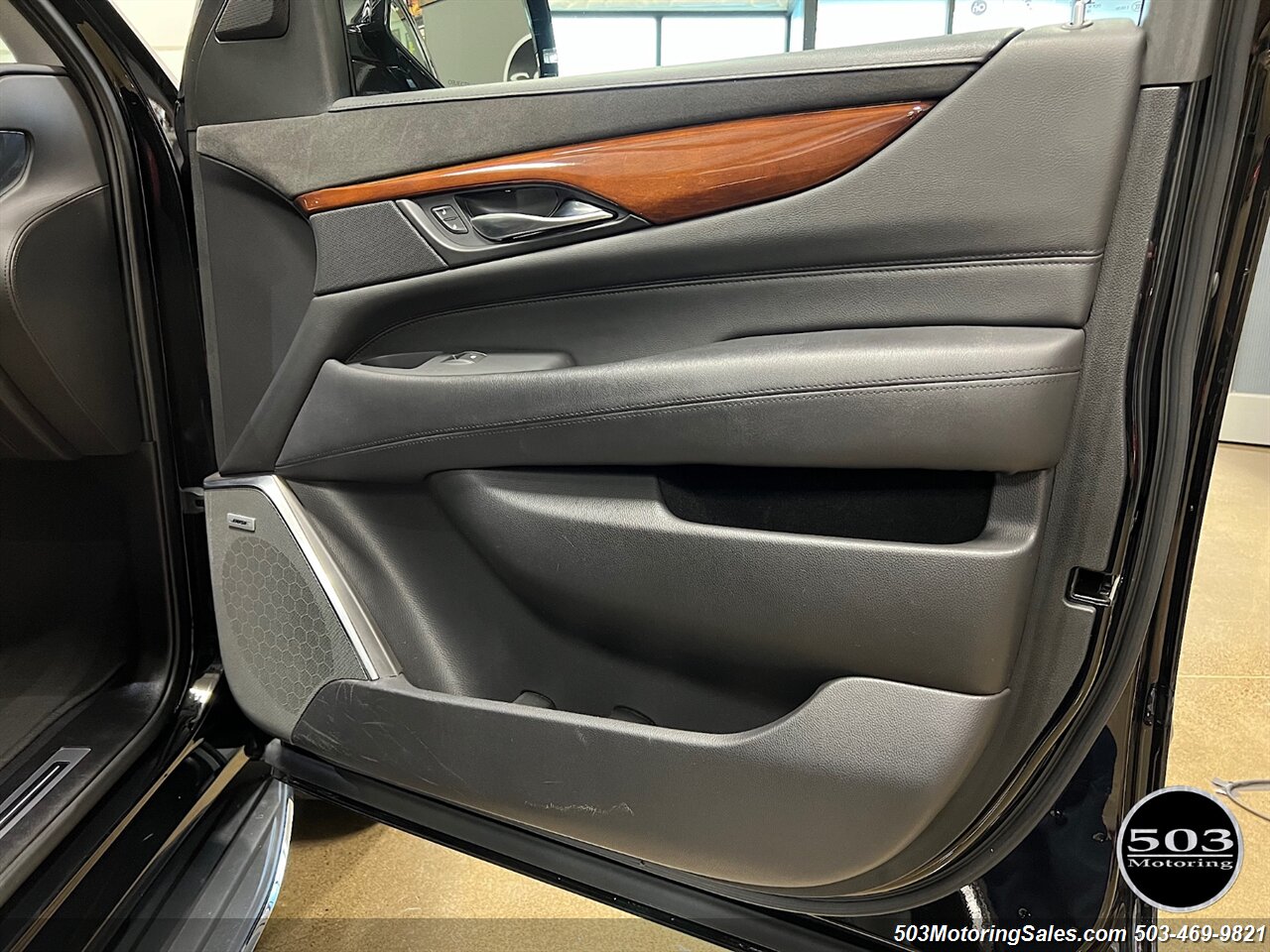 2019 Cadillac Escalade ESV Luxury   - Photo 90 - Beaverton, OR 97005