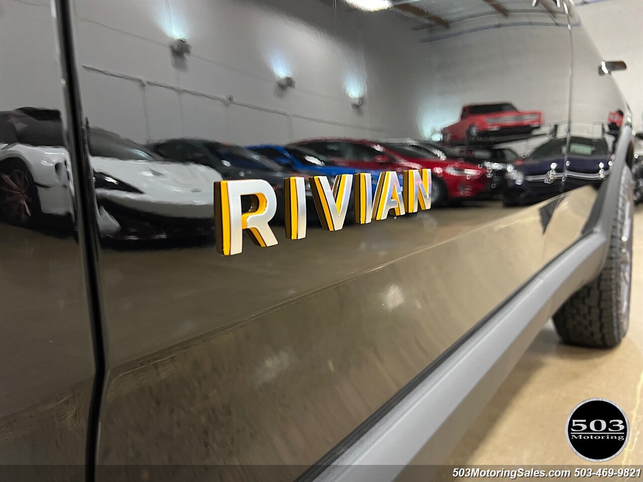 2022 Rivian R1S Launch Edition  MIDNIGHT/ASH - Photo 14 - Beaverton, OR 97005