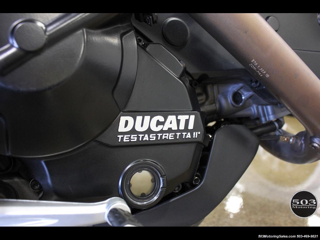 2013 Ducati Hyperstrada One Owner, Like New, Pearl White w/ 6k Miles!   - Photo 19 - Beaverton, OR 97005
