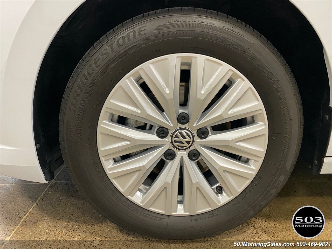 2019 Volkswagen Jetta 1.4T S 6-speed Manual   - Photo 8 - Beaverton, OR 97005