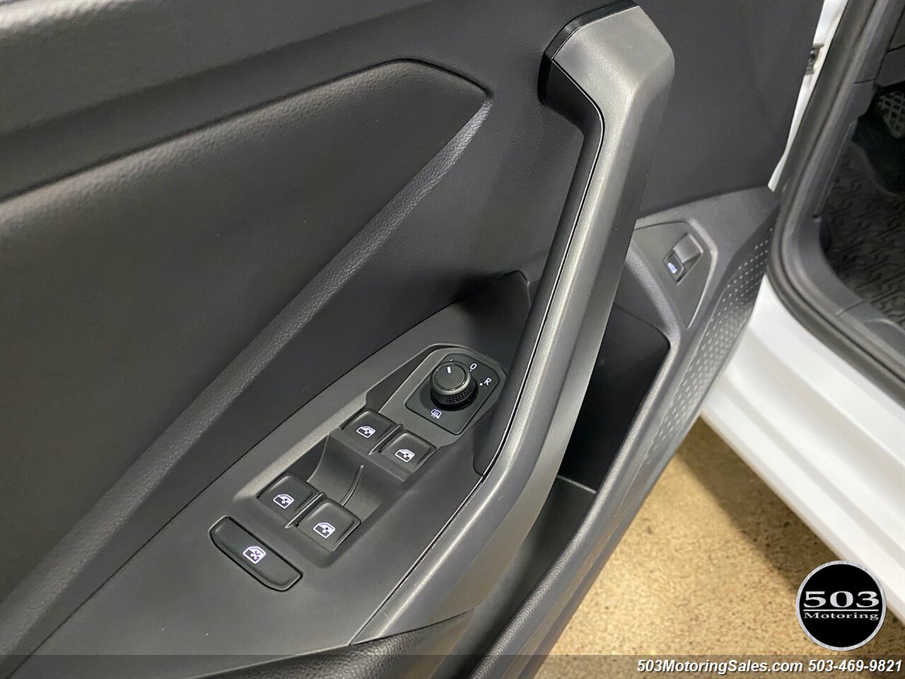 2019 Volkswagen Jetta 1.4T S 6-speed Manual   - Photo 33 - Beaverton, OR 97005