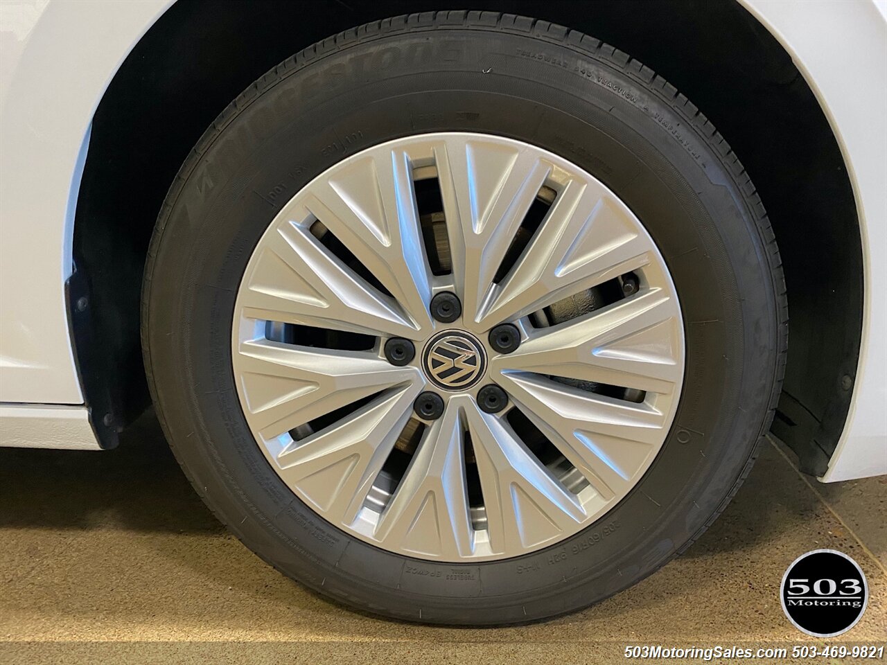 2019 Volkswagen Jetta 1.4T S 6-speed Manual   - Photo 18 - Beaverton, OR 97005