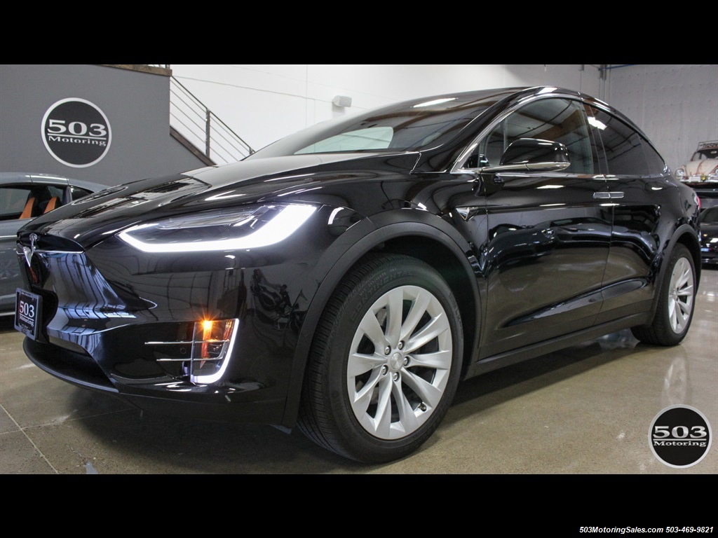 2017 Tesla Model X 75D; One Owner, Black/Black w/ 7k Miles!   - Photo 1 - Beaverton, OR 97005
