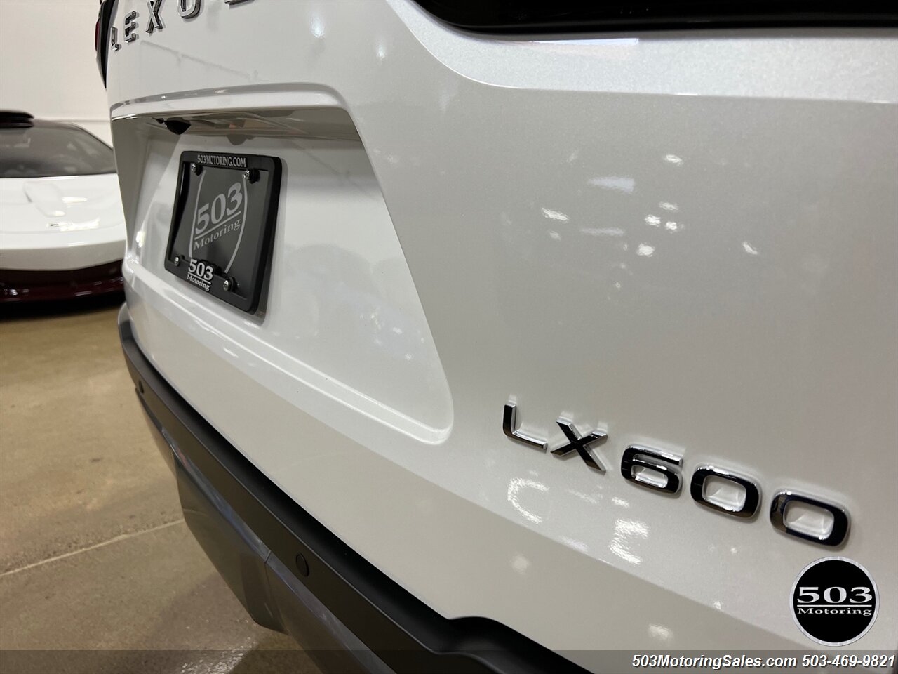 2022 Lexus LX 600 Premium   - Photo 26 - Beaverton, OR 97005