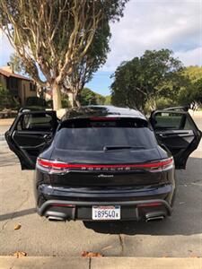 2022 Porsche Macan   - Photo 14 - South San Francisco, CA 94080