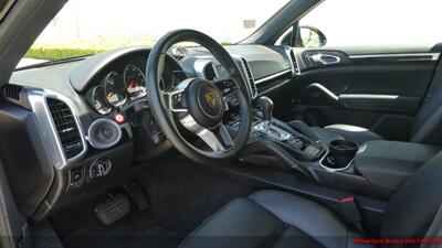 2017 Porsche Cayenne PLATINUM   - Photo 14 - South San Francisco, CA 94080