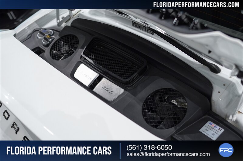 2017 Porsche 911 Carrera S   - Photo 39 - Riviera Beach, FL 33407