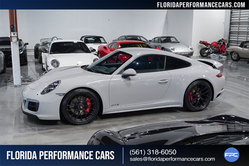 2018 Porsche 911 Carrera GTS   - Photo 2 - Riviera Beach, FL 33407