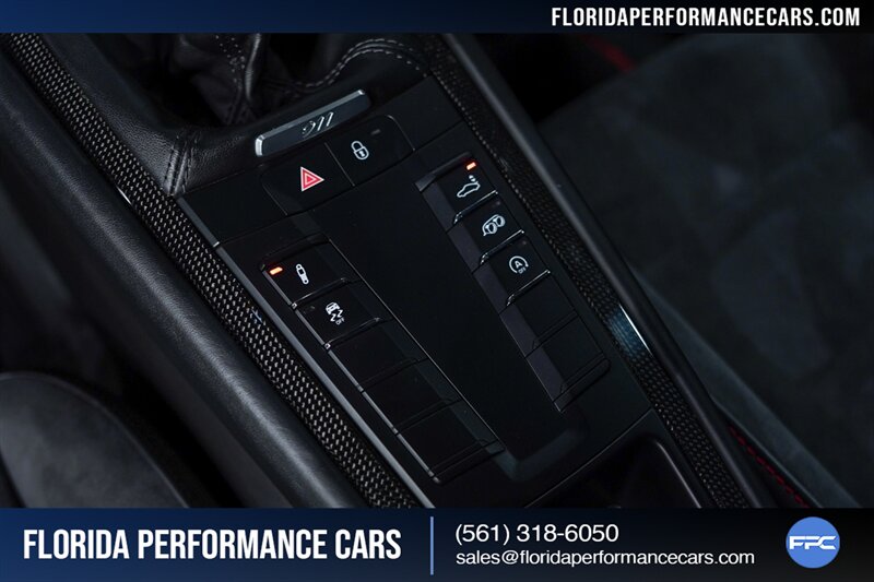 2018 Porsche 911 Carrera GTS   - Photo 44 - Riviera Beach, FL 33407