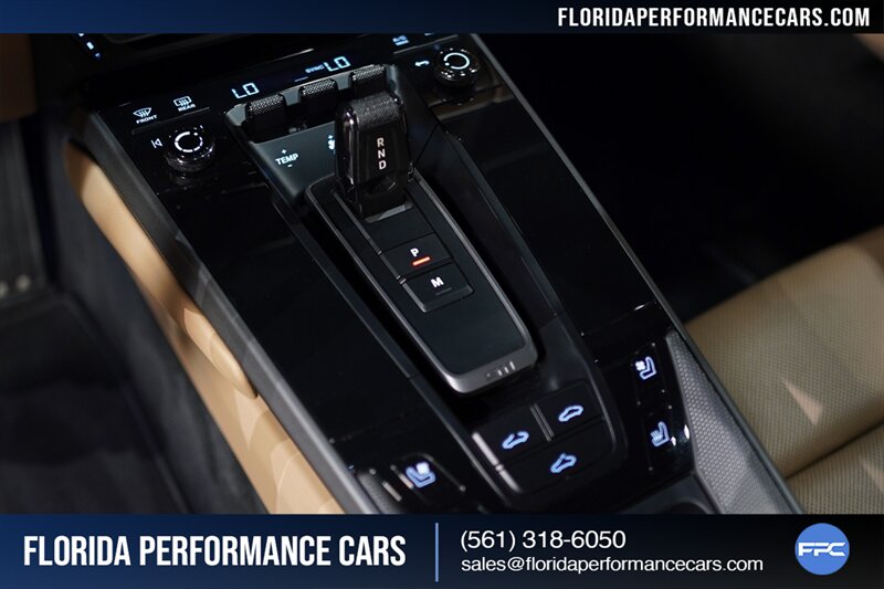 2021 Porsche 911 Carrera   - Photo 43 - Riviera Beach, FL 33407