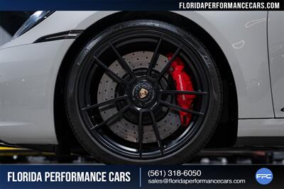2022 Porsche 911 Carrera 4 GTS - Photo 12 - Riviera Beach, FL 33407