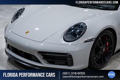 2022 Porsche 911 Carrera 4 GTS - Photo 11 - Riviera Beach, FL 33407