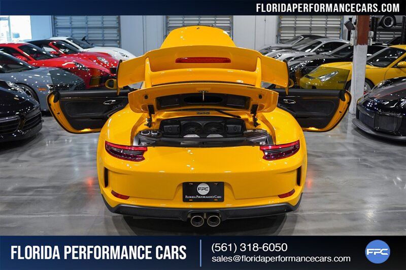 2018 Porsche 911 GT3   - Photo 38 - Riviera Beach, FL 33407