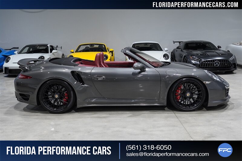 2015 Porsche 911 Turbo S   - Photo 8 - Riviera Beach, FL 33407