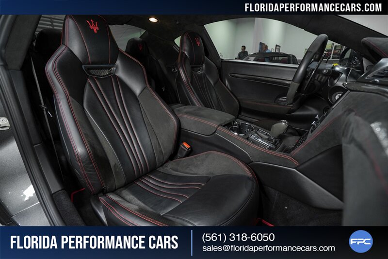 2017 Maserati GranTurismo MC Centennial   - Photo 28 - Riviera Beach, FL 33407