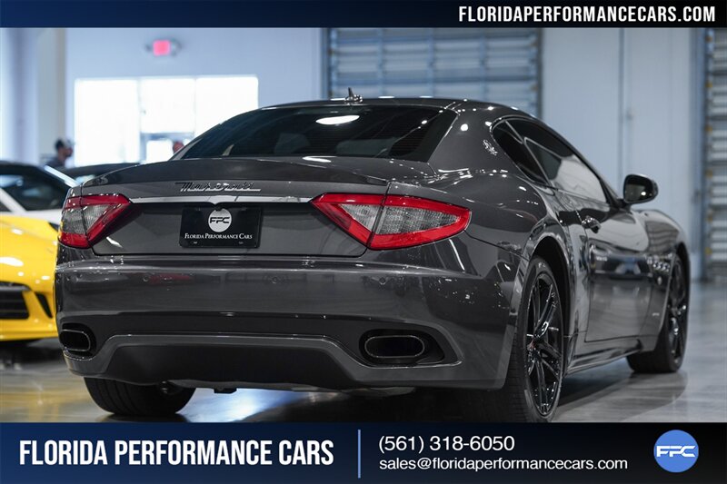 2017 Maserati GranTurismo MC Centennial   - Photo 13 - Riviera Beach, FL 33407