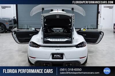 2021 Porsche 718 Cayman GT4   - Photo 40 - Riviera Beach, FL 33407