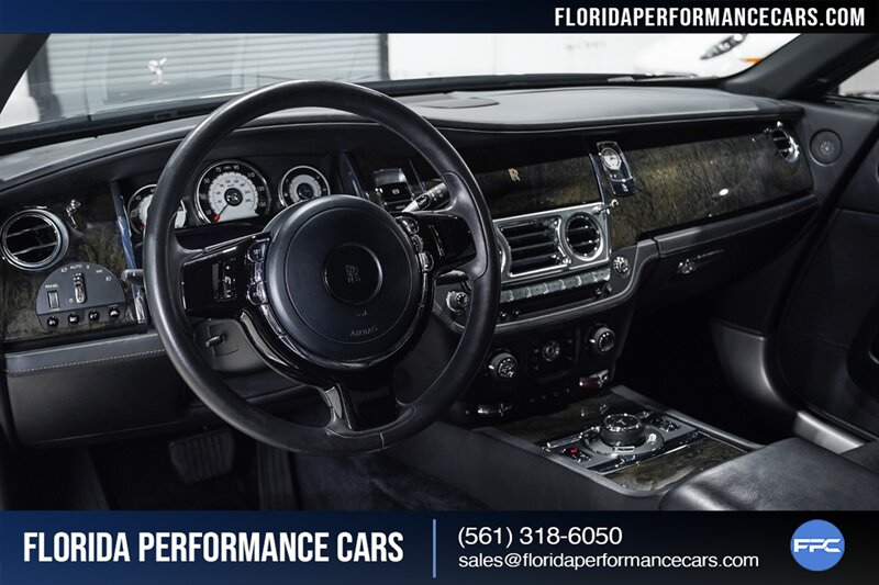 2015 Rolls-Royce Wraith   - Photo 46 - Riviera Beach, FL 33407