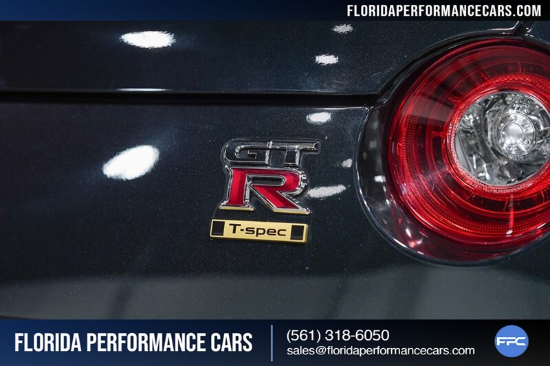 2021 Nissan GT-R T-spec   - Photo 61 - Riviera Beach, FL 33407