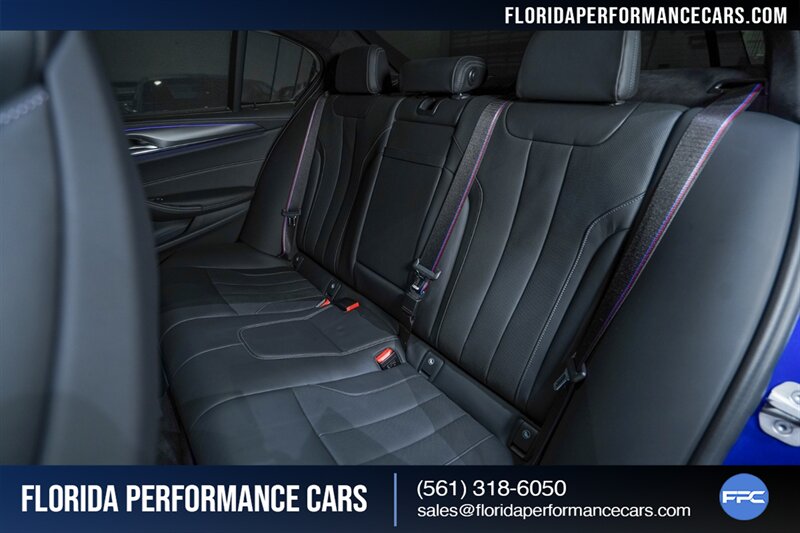 2023 BMW M5 Competition Package   - Photo 29 - Riviera Beach, FL 33407