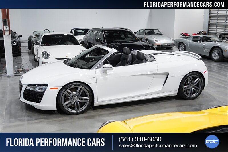 2014 Audi R8 5.2 quattro Spyder   - Photo 2 - Riviera Beach, FL 33407