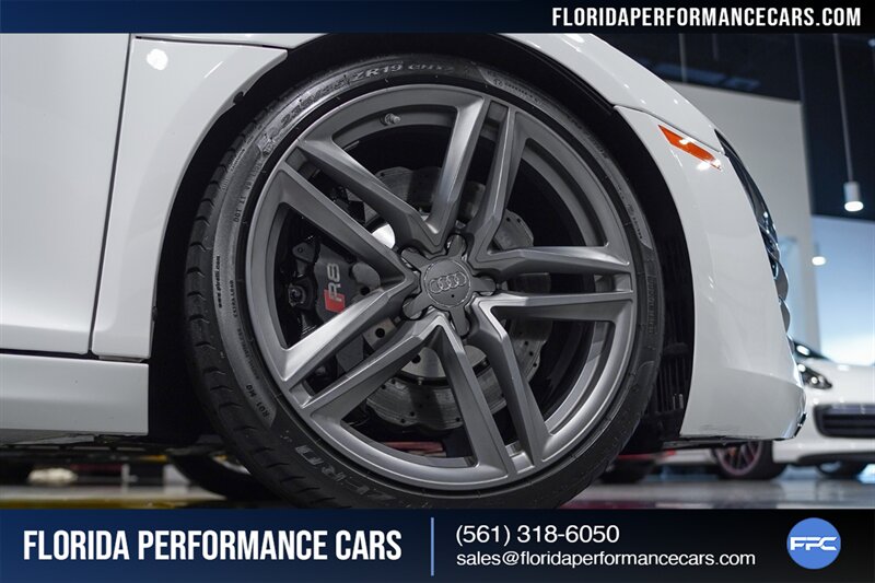 2014 Audi R8 5.2 quattro Spyder   - Photo 10 - Riviera Beach, FL 33407