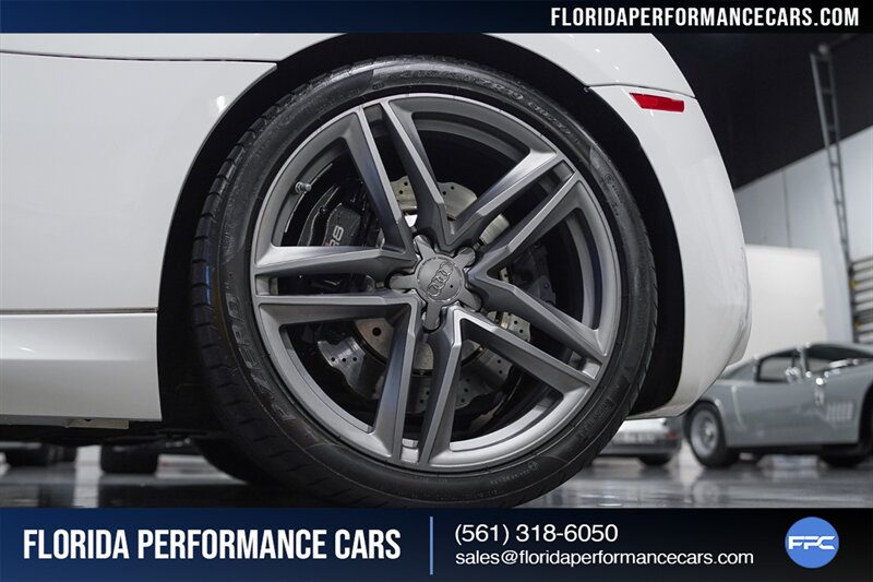 2014 Audi R8 5.2 quattro Spyder   - Photo 42 - Riviera Beach, FL 33407