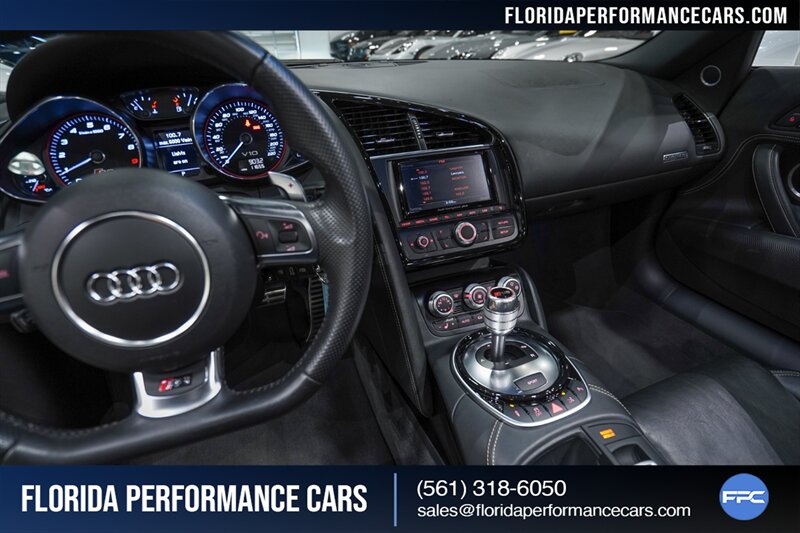 2014 Audi R8 5.2 quattro Spyder   - Photo 22 - Riviera Beach, FL 33407