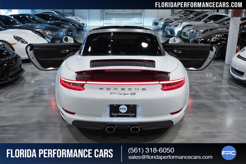 2017 Porsche 911 Targa 4S   - Photo 36 - Riviera Beach, FL 33407