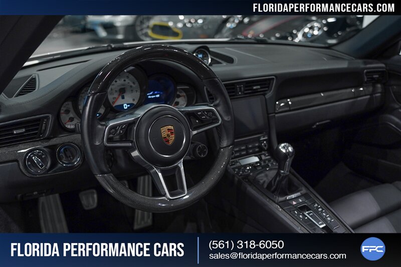 2017 Porsche 911 Targa 4S   - Photo 44 - Riviera Beach, FL 33407