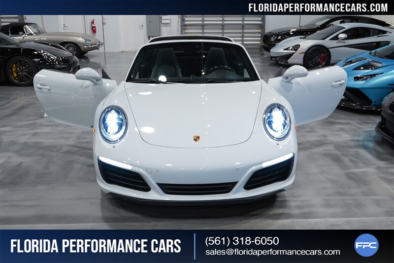 2017 Porsche 911 Targa 4S   - Photo 35 - Riviera Beach, FL 33407