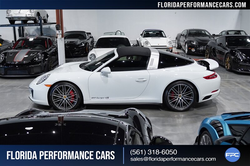 2017 Porsche 911 Targa 4S   - Photo 64 - Riviera Beach, FL 33407