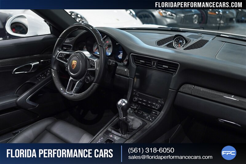 2017 Porsche 911 Targa 4S   - Photo 51 - Riviera Beach, FL 33407