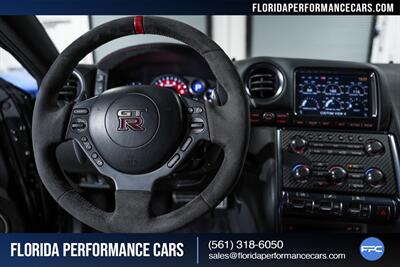 2016 Nissan GT-R NISMO   - Photo 29 - Riviera Beach, FL 33407