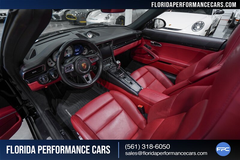 2019 Porsche 911 Targa 4S   - Photo 20 - Riviera Beach, FL 33407