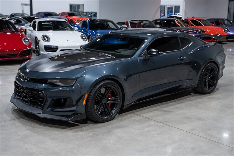 2022 Chevrolet Camaro ZL1 w/ 1LE  