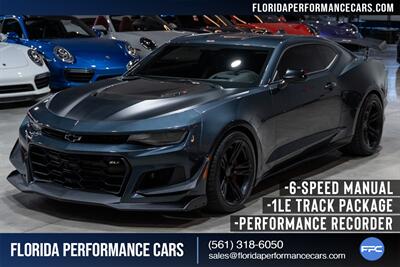 2022 Chevrolet Camaro ZL1 w/ 1LE   - Photo 1 - Riviera Beach, FL 33407