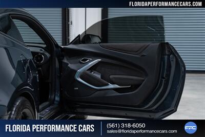 2022 Chevrolet Camaro ZL1 w/ 1LE   - Photo 32 - Riviera Beach, FL 33407
