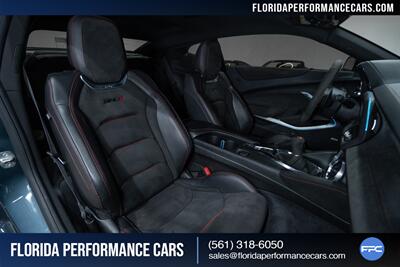 2022 Chevrolet Camaro ZL1 w/ 1LE   - Photo 30 - Riviera Beach, FL 33407