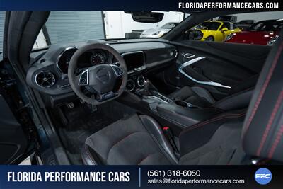 2022 Chevrolet Camaro ZL1 w/ 1LE   - Photo 18 - Riviera Beach, FL 33407