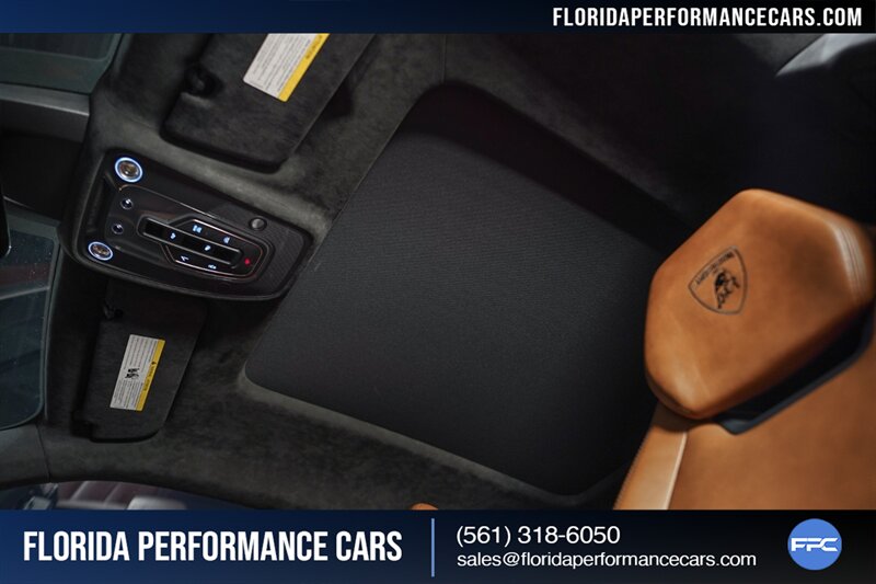 2020 Lamborghini Urus   - Photo 17 - Riviera Beach, FL 33407