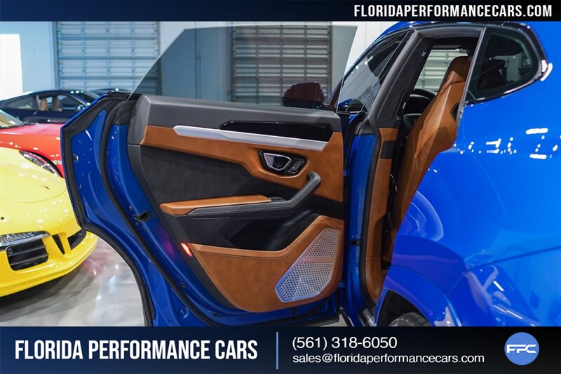 2020 Lamborghini Urus   - Photo 25 - Riviera Beach, FL 33407