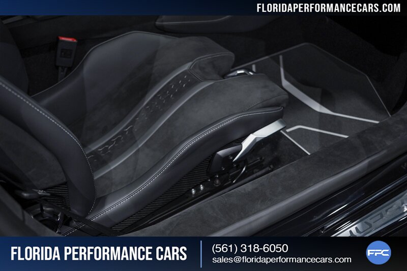 2023 Lamborghini Huracan Tecnica   - Photo 32 - Riviera Beach, FL 33407