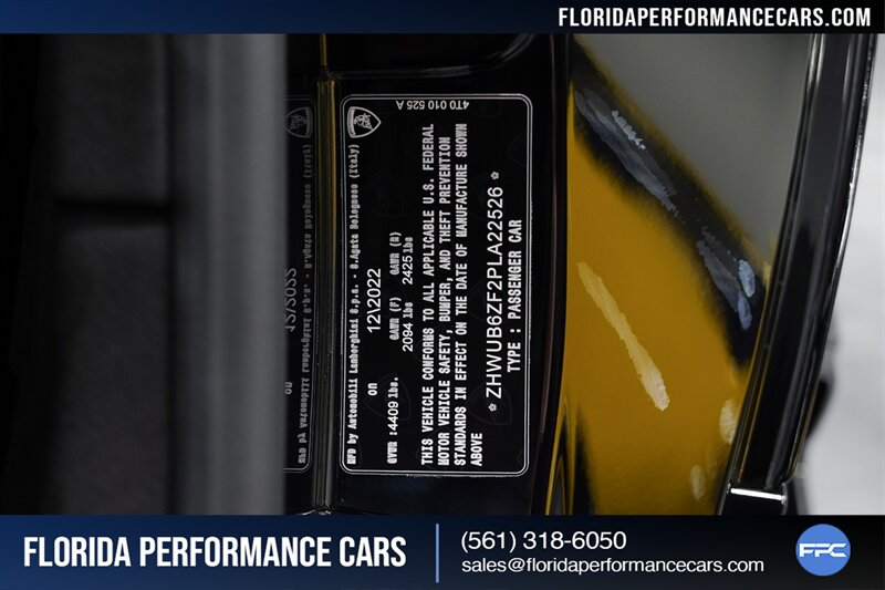 2023 Lamborghini Huracan Tecnica   - Photo 33 - Riviera Beach, FL 33407