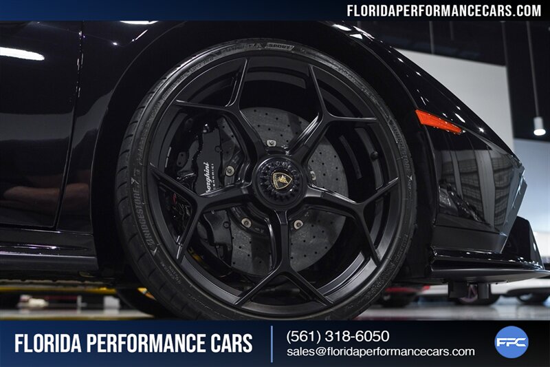 2023 Lamborghini Huracan Tecnica   - Photo 45 - Riviera Beach, FL 33407