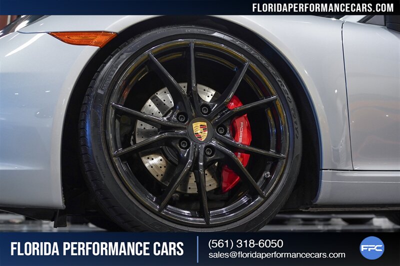 2017 Porsche 911 Carrera S   - Photo 9 - Riviera Beach, FL 33407