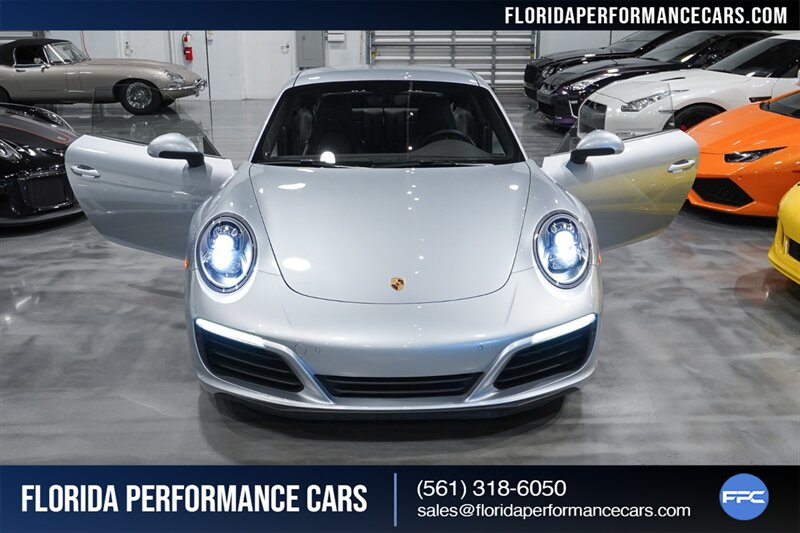 2017 Porsche 911 Carrera S   - Photo 33 - Riviera Beach, FL 33407