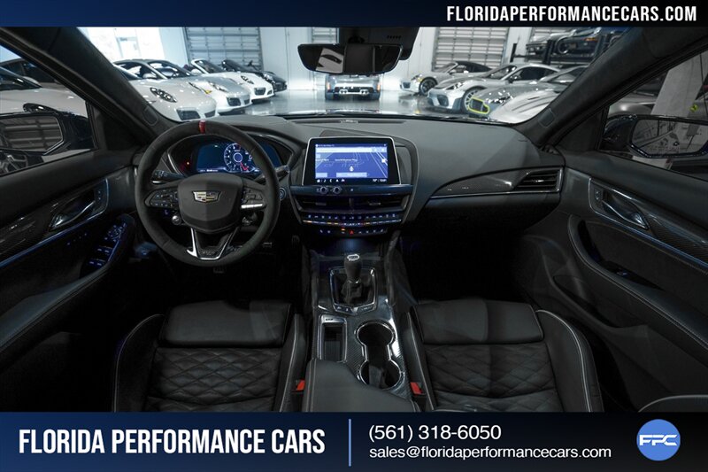 2023 Cadillac CT5-V Blackwing   - Photo 23 - Riviera Beach, FL 33407