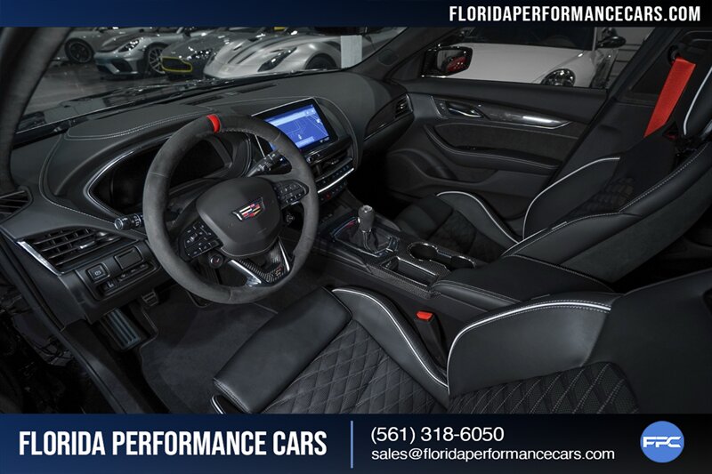 2023 Cadillac CT5-V Blackwing   - Photo 18 - Riviera Beach, FL 33407